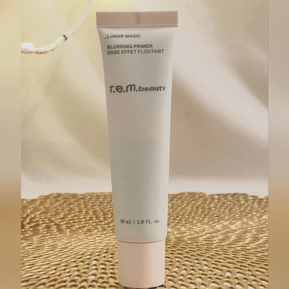 r.e.m. beauty Lunar Magic Blurring Primer